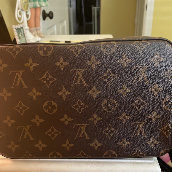 Sold / Louis Vuitton NeoNoe MM Monogram / Poppy in excellent condition - Picture 12 of 16